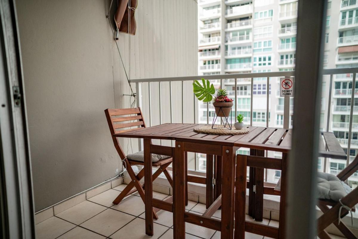 Steps From Foxwoods- Beachfront Retreat With Pools San Juan Bagian luar foto